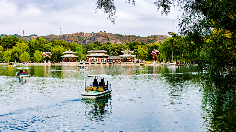 河北承德避暑山莊及其外圍寺廟景觀.1.jpg